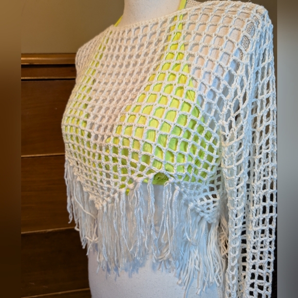 Festival Crotched White Shrug - Picture 2 of 9